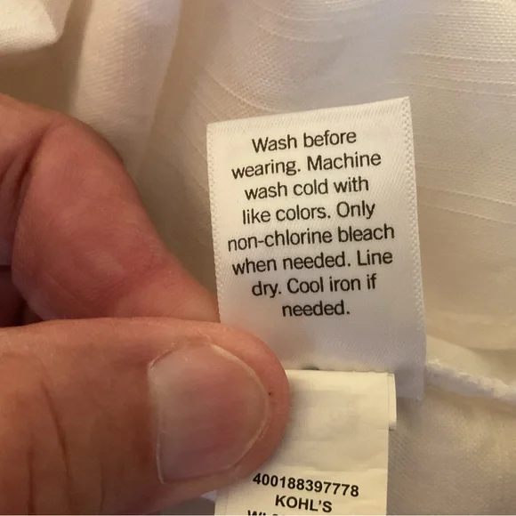 Lauren Conrad NWT 3/4 Sleeve Ivory Button Front Blouse With Ruffle Trim. Size 1X - Picture 6 of 7